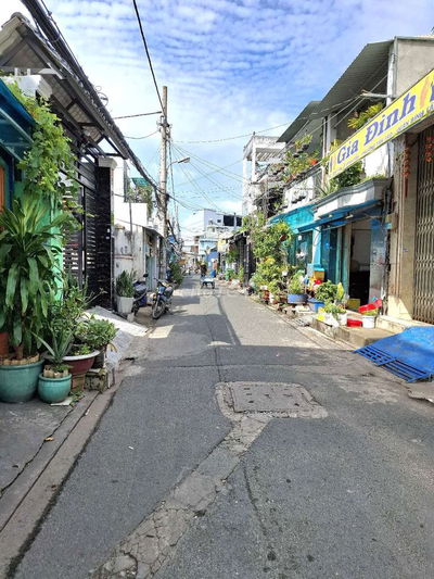 BÁN NHÀ 72 m2, Kv Trung Tâm Chợ Lê Đình Cẩn, BT, Hẻm XT, chỉ 3,9 Tỷ