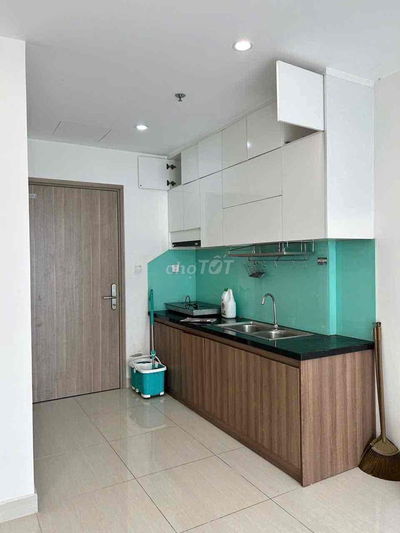 CHO THUÊ CĂN HỘ VINHOMES GRAND PARK 2PN BẾP RÈM