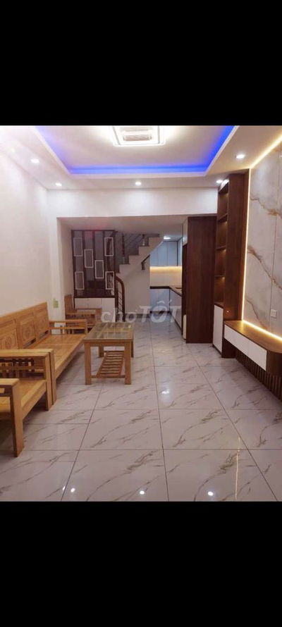 Cho thuê nhà gần Time City, 5 tầng, full nội thất, gần trường học