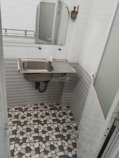 Chính chủ cho thuê phòng giá rẻ có máy lạnh đầy đủ nội thất