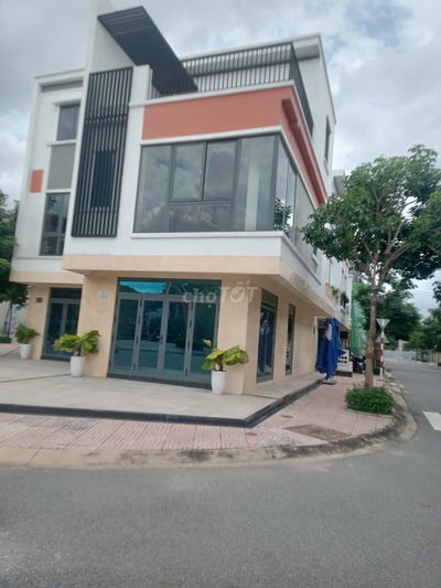 BÁN GẤP NHÀ GẦN VISIP 1, NHÀ 1TRỆT 2 LẦU, SỔ SẴN