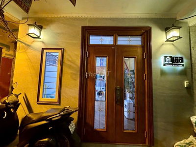 Bán Nhà Đê Trần Khát Chân 17M x 4T, MT:4M Giá 4,95 Tỷ. Lô góc, dân xây