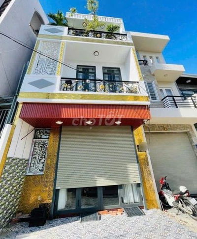 Bán nhà Mặt Tiền đường Lê Văn Sỹ Tân Bình. DT 26m2 giá 3 tỷ 1 Sổ Riêng