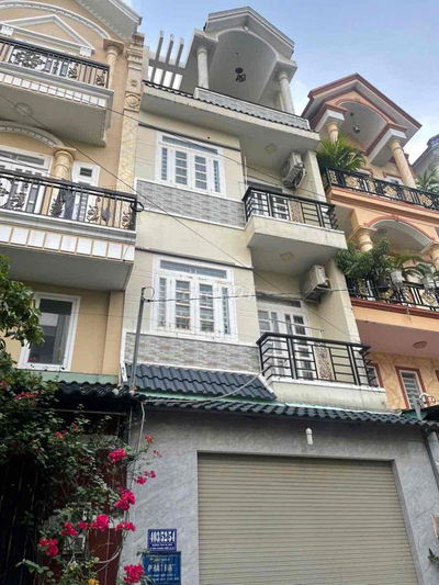 NHÀ PHỐ HẼM THÔNG 8M 4 PN VS TRONG GIÁ CHỈ NHỈNH HƠN 6 tỷ ĐỒNG