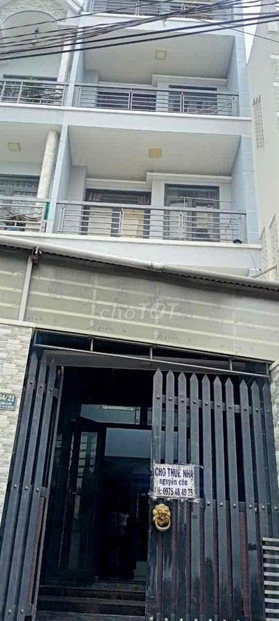 nhà 3 tấm.le Đức thọ . mới sạch đẹp.