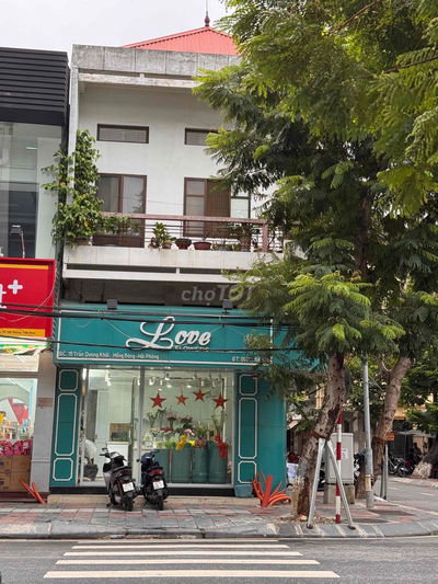 Nhà hai mặt phố, 30m2, 2.5 tầng, ngã tư Trần Quang Khải & Lê Đại Hành