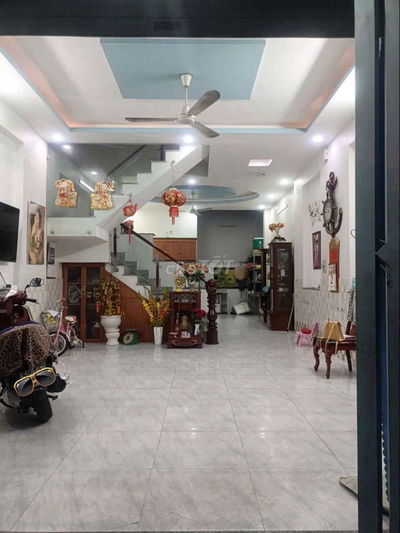 Nhà mặt tiền kinh doanh nhiều ngành nghề