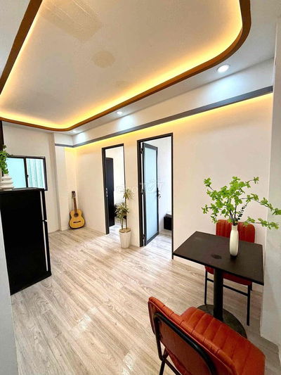 Cho Thuê Căn Hộ 2PN 40m2 Balcon Ngay Đối Diện Học Viện Hành Chính Q10