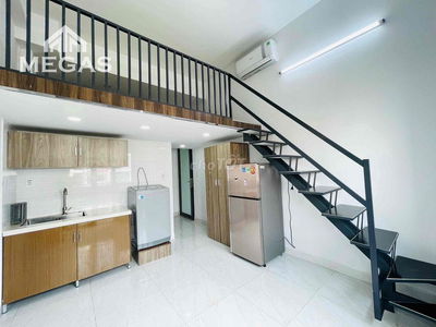 DUPLEX có BAN CÔNG siêu THOÁNG ở NGÃ TƯ BẢY HIỀN