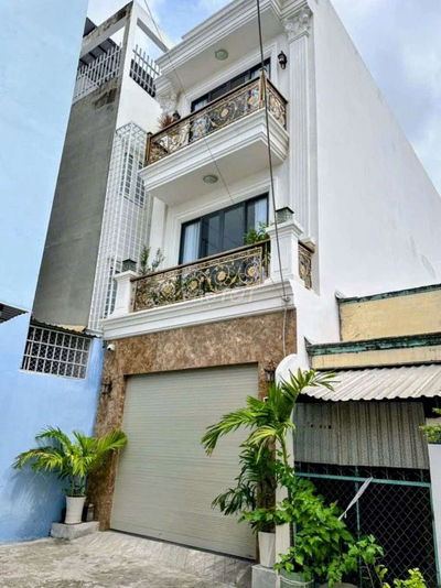 DT 4,7X18 ĐÚC TRỆT 2 LẦU TẶNG NT