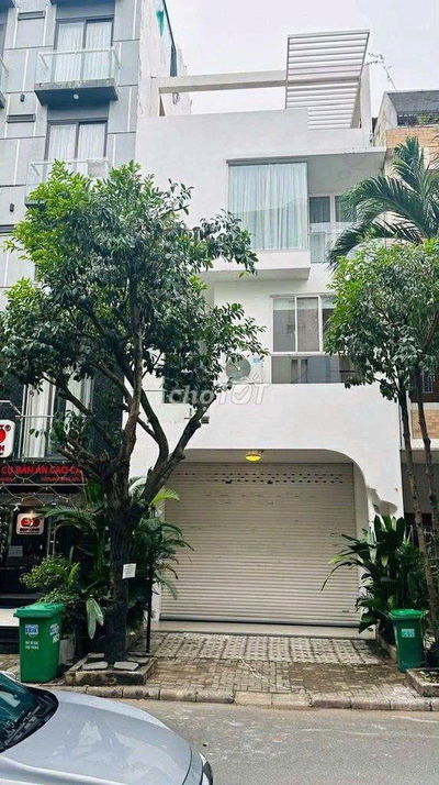CHO THUÊ NHÀ ĐẸP KĐT PHÚ MỸ HƯNG - TÂN PHONG QUẬN 7 6X18,5 5 TẦNG 50TR