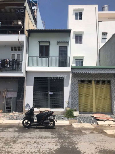 Nhà đường rộng khu Nam Hùng Vương diện tích 4 x 8 có một phòng giá 5tr