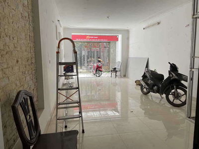 CHO THUÊ MẶT BẰNG 30M2. NGAY TRUNG TÂM NGUYỄN VĂN HƯỞNG THẢO ĐIỀN