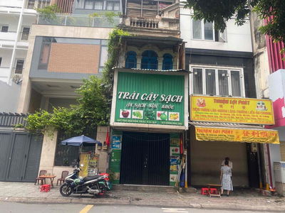 Bán Nhà mặt Tiền Q5