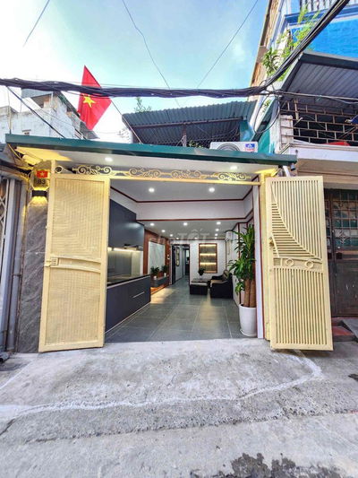 CỰC HIẾM! NHÀ TẬP THỂ TÂN MAI TẦNG 1, 3 PHÒNG NGỦ – SỔ ĐỎ CHÍNH CHỦ