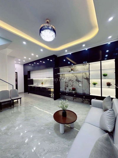 ✅Nhà TT bề ngang rộng, nở hậu, cách 1 căn đến kiệt ô tô đậu đỗ👍
