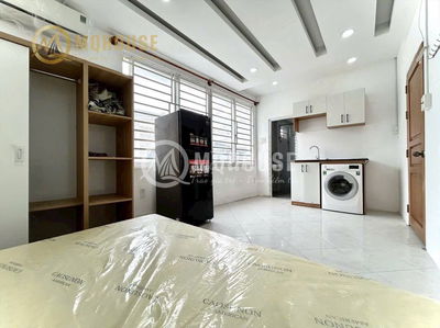 KHAI TRƯƠNG CỬA SỔ LỚN MÁY GIẶT RIÊNG Ở BÌNH THẠNH NGAY CẠNH PHÚ NHUẬN