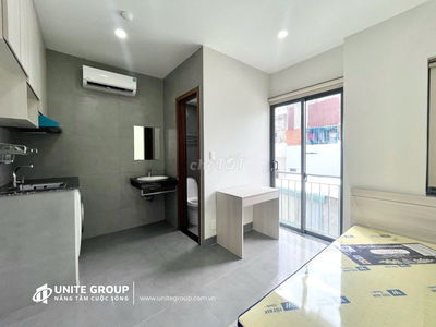 Cho Thuê Căn Hộ Ban Công Full Nội Thất ở Bùi Đình Túy, Bình Thạnh