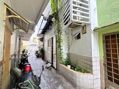 Cần tiền bán gấp cách mt 1 can hẻm thông