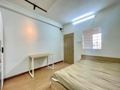 CHO THUÊ STUDIO CỬA SỔ TRỜI NẰM NGAY GA METRO VĂN THÁNH