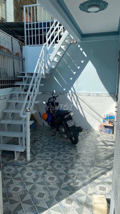 Chỉ 5tr/tháng - Cho thuê nhà 50m2 HXH Phạm Thế Hiển có máy lạnh
