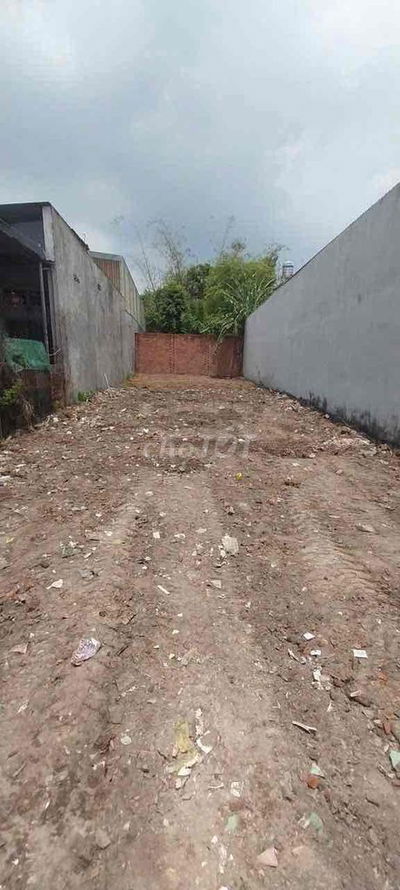 bán 220m2 gần chợ dĩ an , trung tâm ph đông hoà