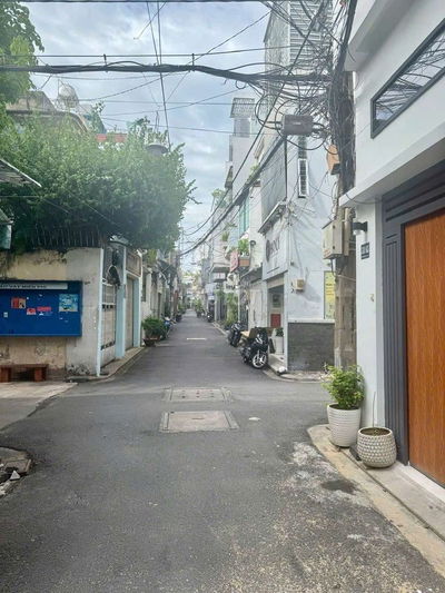 Cho thuê nhà đg.nội bộ huỳnh văn bánh.p13.quận phú nhuận
