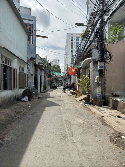 Bán Nhà Đường, phan Huy ích, P 15 Tân Bình, Ngang 4M 40M2 giá 4,8Tỷ