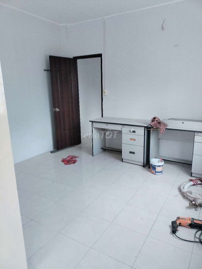 Cho Thuê Gấp Nhà Ngay Ngã Tư Tô Hiến Thành, CXLG, Đại Học Bách Khoa