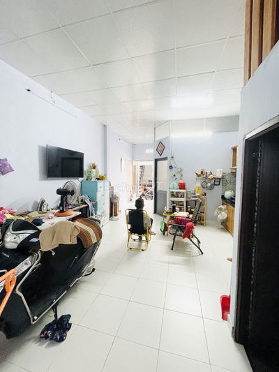 1283.27.10 Huỳnh Tấn Phát 50/43 1 4.5 11 3.3 tỷ Phú Thuận Quận 7