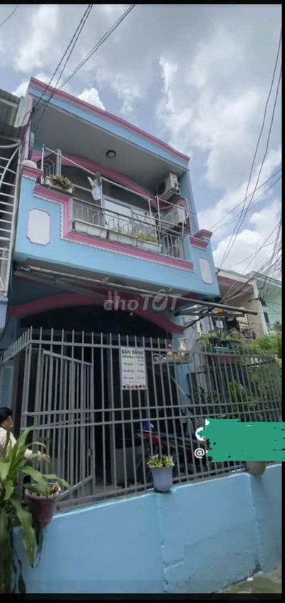 BÁN NHÀ ở đường Âu Cơ, Tân Phú, HCM, DT: 4x14m, 2 tầng .