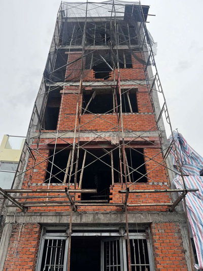 TẶNG NỘI THẤT THEO Ý  KHÁCH 6X10M - TRỆT LỬNG 3 LẦU - HẺM ÔTÔ - 7 TỶ 5