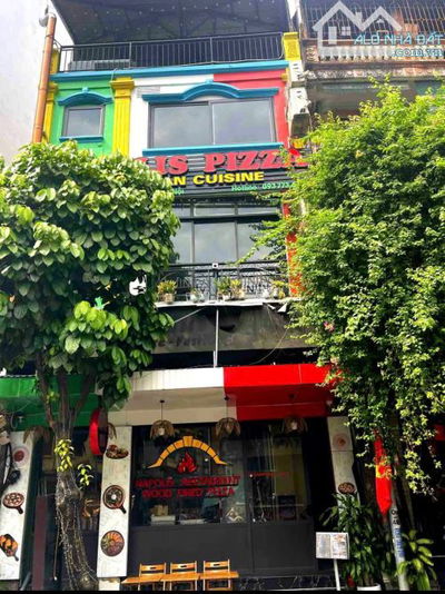NHƯỢNG QUÁN PIZZA – CHỢ GẠO, HOÀN KIẾM