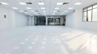 400m2 sàn trống suốt đường NTMK P. Bến Thành giá chỉ 59 triệu