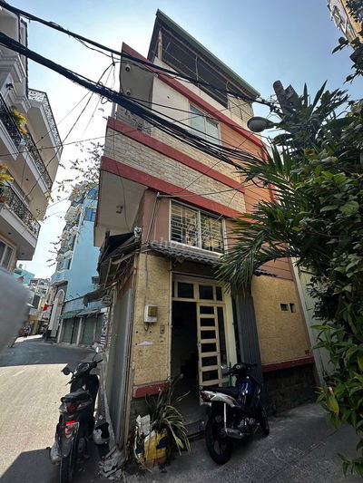 5 tỷ có Căn góc 2 mặt tiền đường Hoa Đào - Phú nhuận