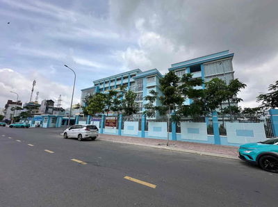 🏠 NHÀ 4 TẦNG 2 KHU PHÂN LÔ ĐƯỜNG Ô TÔ TỚI CỬA Bùi Minh Trực P6 Q8