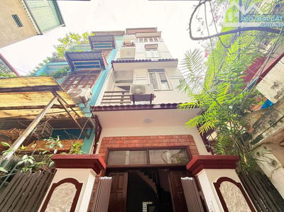 Tôi bán gấp nhà Thuỵ Khuê - 10m ra ô tô - 2 mặt thoáng - Giá 8.3 tỷ