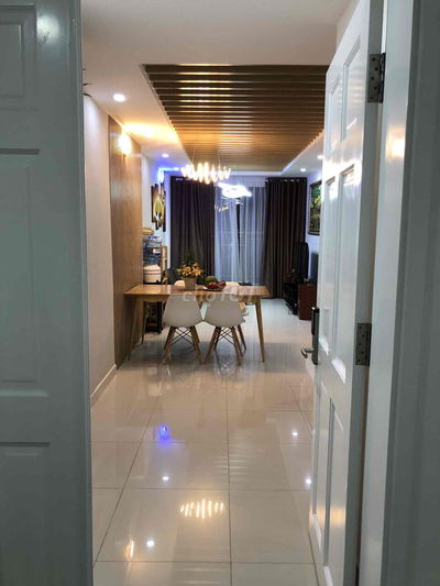cần cho thuê gấp căn hộ 2pn 2wc full nội thất nhận ngay