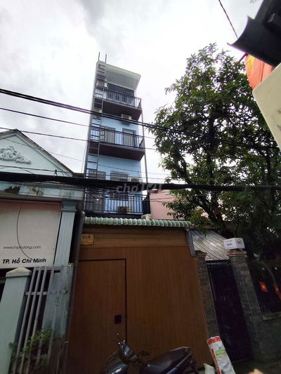 Cần bán nhà phố mặt tiền đường 2 Lê Văn Việt Quận 9. 7 phòng cho thuê