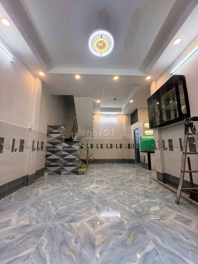 Bán nhà 4 tầng, sau căn mặt tiền Ba Đình P10-Q8