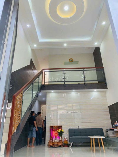 Bán Nhà Song Hành Q12 
▪️Diện Tích : 4,7 x 12 Trệt Lửng Hẻm Xe Hơi