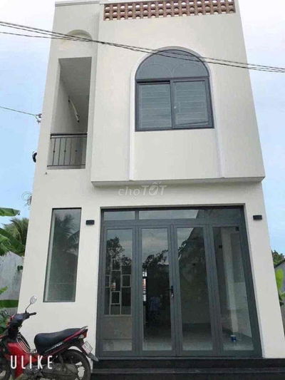 NHÀ LẦU THUỘC PHƯỜNG 3 trung tâm di chuyển gần