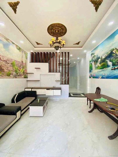 Nhà 3tầng  4pn- gần  Ngã Thư Thủ Đức- 56m2- HXH5m- nhỉnh 5ty TL