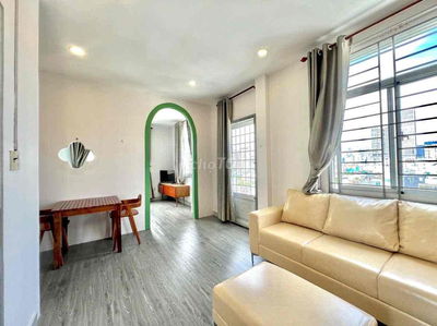 Căn hộ 1Pn ban công view cao, full nội thất, nhiều ánh sáng tự nhiên