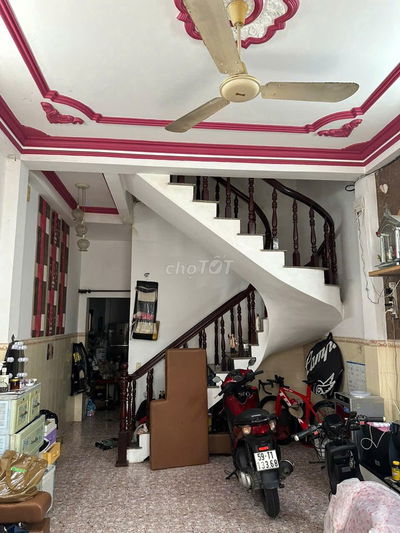 Nhà HXH Gò Dầu, gần chợ Tân Hương, nhà đúc kiên cố, nhỉnh 5 tỷ