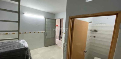 cho thuê p trọ full nội thất có gác rộng. dtsd 40m2. đi lại thuận tiên