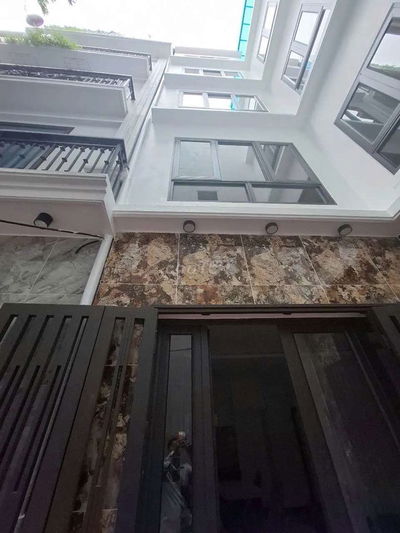 CẦN BÁN NHÀ MỚI SÁT ĐƯỜNG Ô TÔ TRÁNH 38M  TÔ VĨNH DIỆN GIÁ  7,8 TỶ