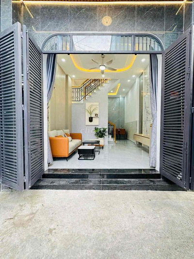 BÁN NHÀ NHỈNH 3 TỶ- GẦN EMART2 GÒ VẤP