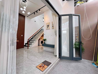 • Nhà 50m2 kiệt thẳng 3m quận Thanh Khê . Đường Trần Cao Vân .  • Công