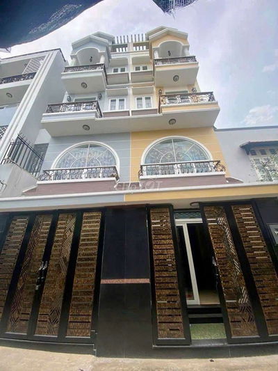 Nhà Đẹp 5 Tầng — Gần Quốc lộ 1A, Lê Đình Cẩn (8m x 11m) Đông